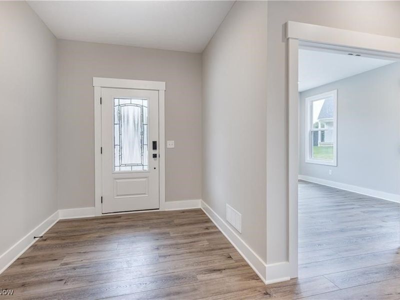 2843 Robert Gary Court, Medina, OH 44256 Photo 2