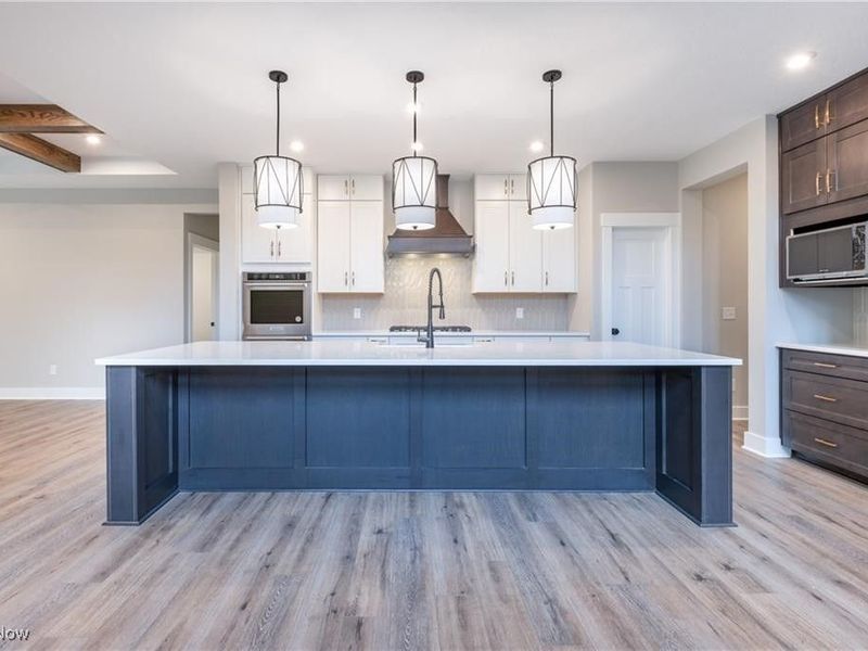 2843 Robert Gary Court, Medina, OH 44256 Photo 5