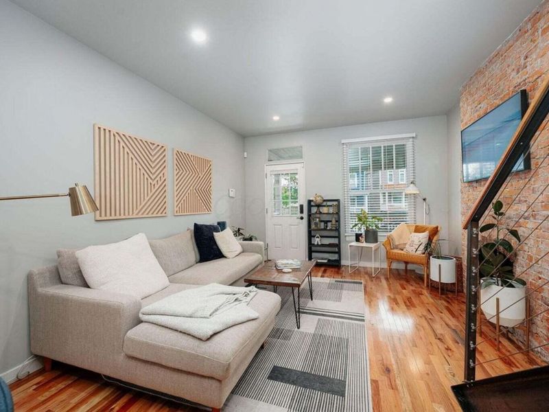 1151 Summit Street, Columbus, OH 43201 Photo 4