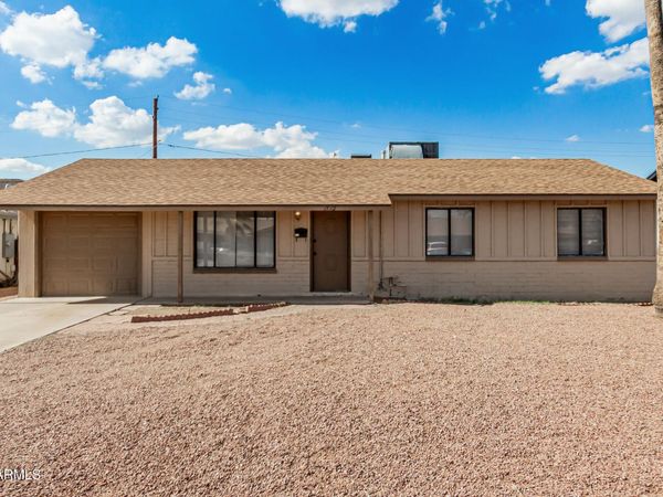 1512 W CRESCENT Avenue, Mesa, AZ 85202