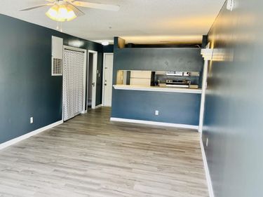 1230 University Court, Unit 204, Raleigh, NC 27606