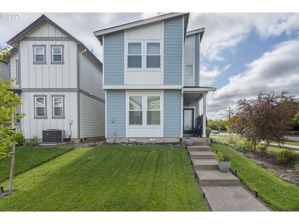 1850 NW LANDON ST, McMinnville, OR 97128