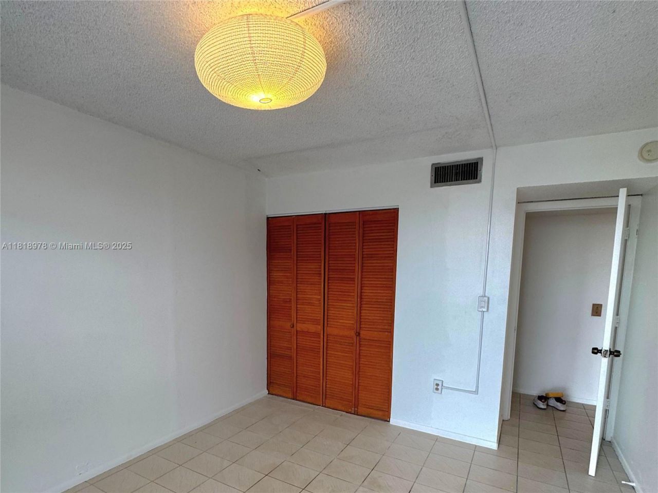 2500 NE 135th St, Unit B208, North Miami, FL 33181 Photo