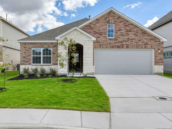 138 Beveridge, Seguin, TX 78155