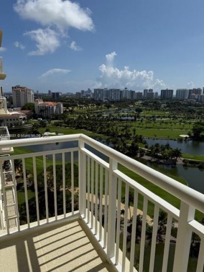 19501 W Country Club Dr, Unit 1815, Aventura, FL 33180 Photo