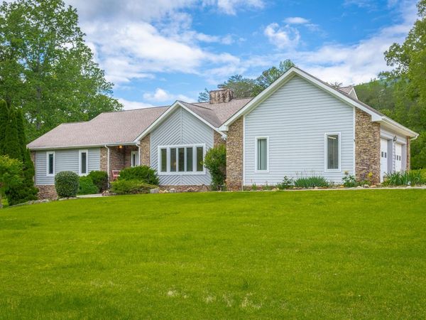 19 Lower Brow Road, Dunlap, TN 37327