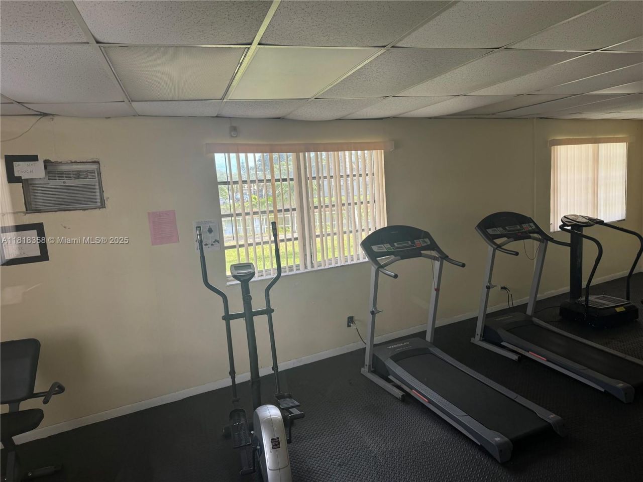 115 NE 202nd Ter, Unit M25, Miami Gardens, FL 33179 Photo