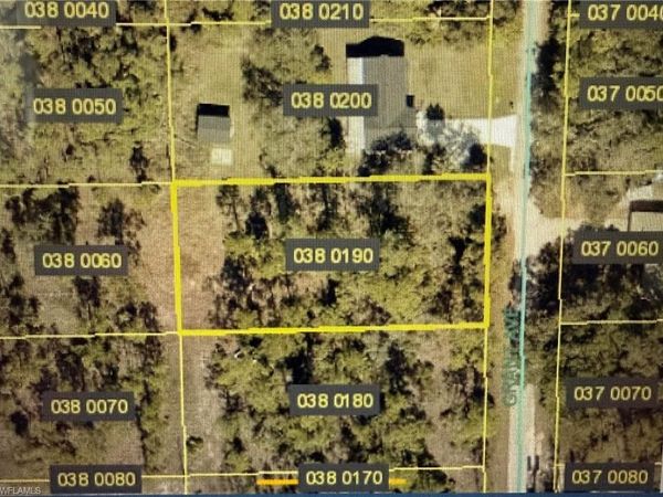 2313 Grant AVE, ALVA, FL 33920