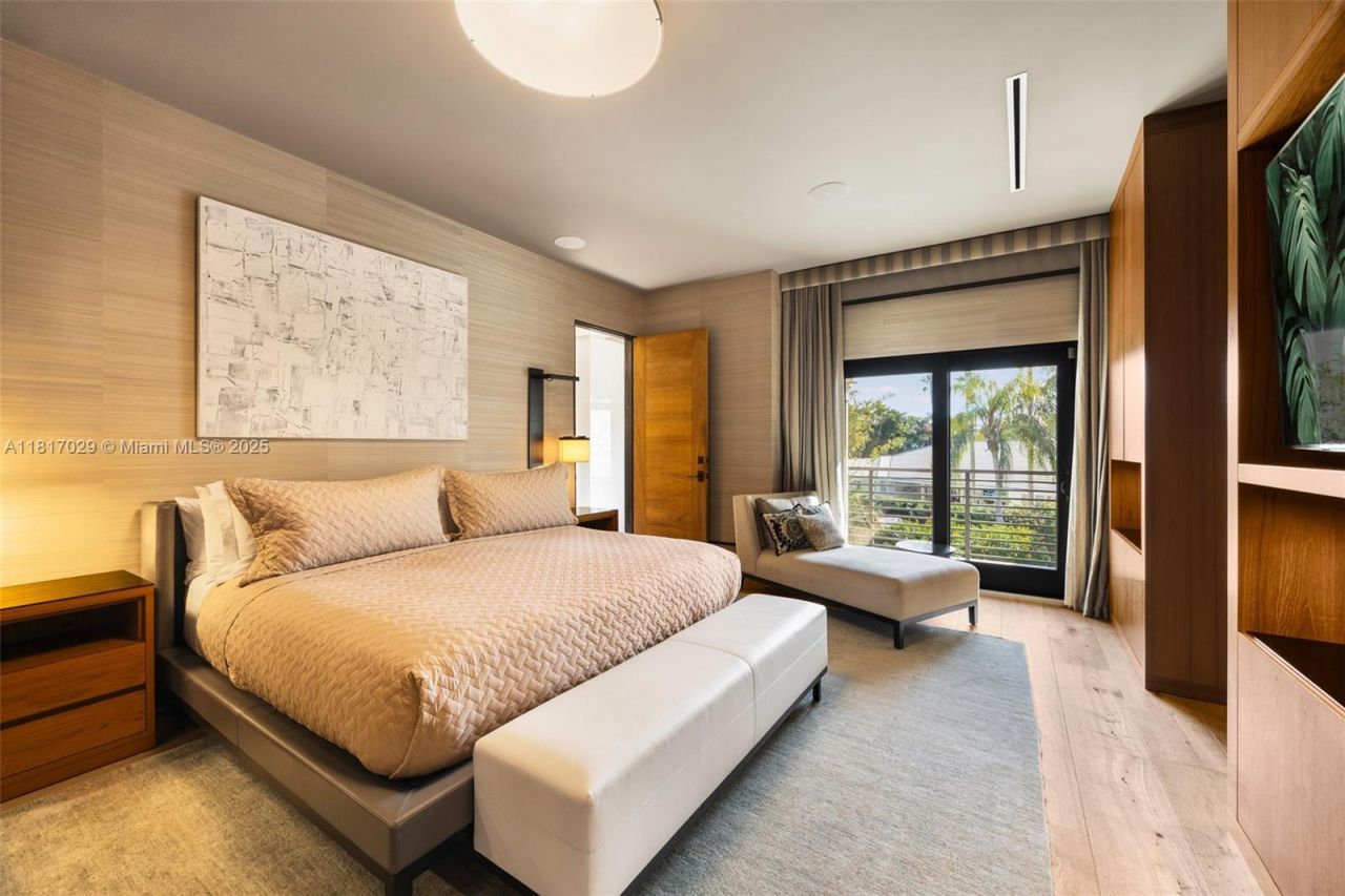 350 Costa Brava Ct, Coral Gables, FL 33143 Photo