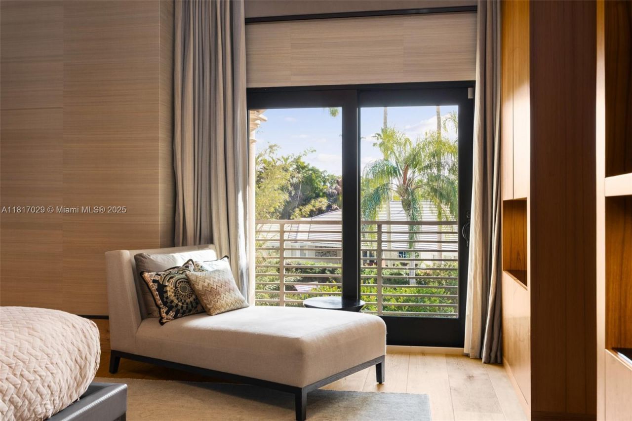 350 Costa Brava Ct, Coral Gables, FL 33143 Photo