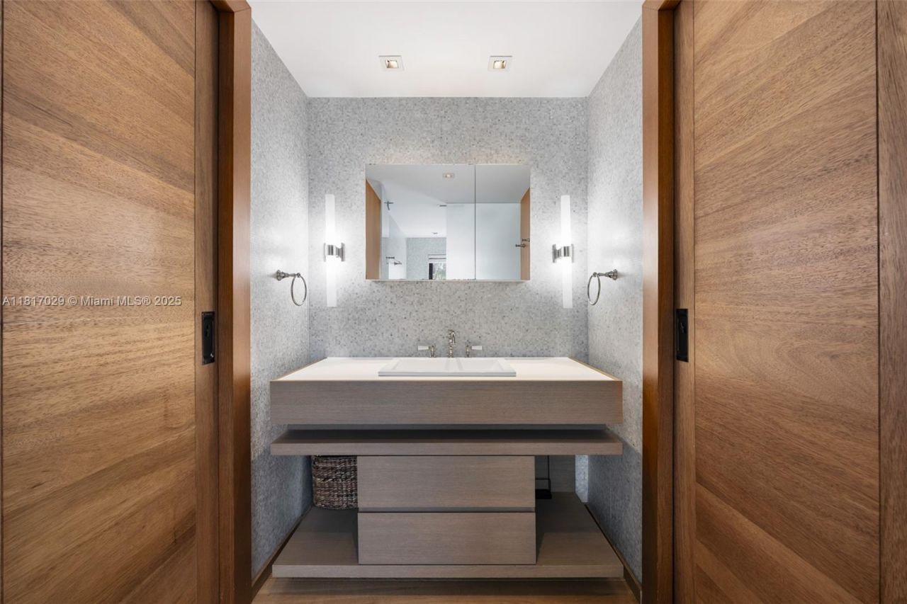 350 Costa Brava Ct, Coral Gables, FL 33143 Photo