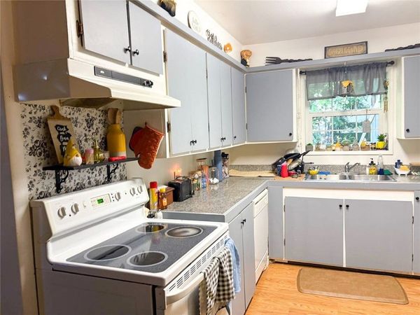 216 College Avenue, Weed, CA 96094