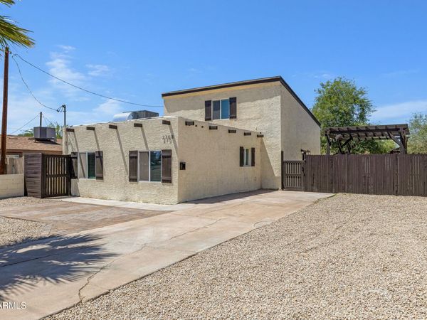 2708 E ROOSEVELT Street, Phoenix, AZ 85008