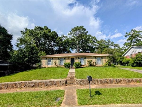 2629 Mountbrook Drive, Mobile, AL 36693