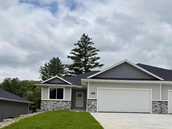 3421 Lafayette Ct, Sioux City, IA 51104