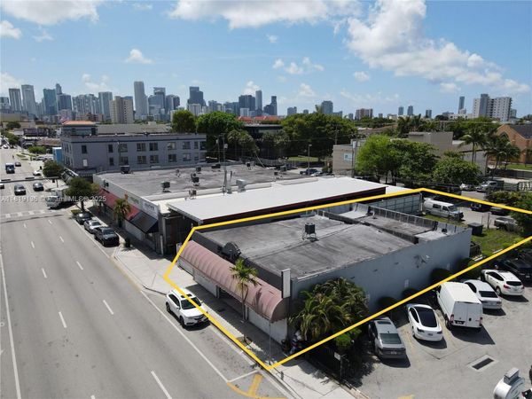 1328 W Flagler St
Miami, FL 33135
$1,600,000