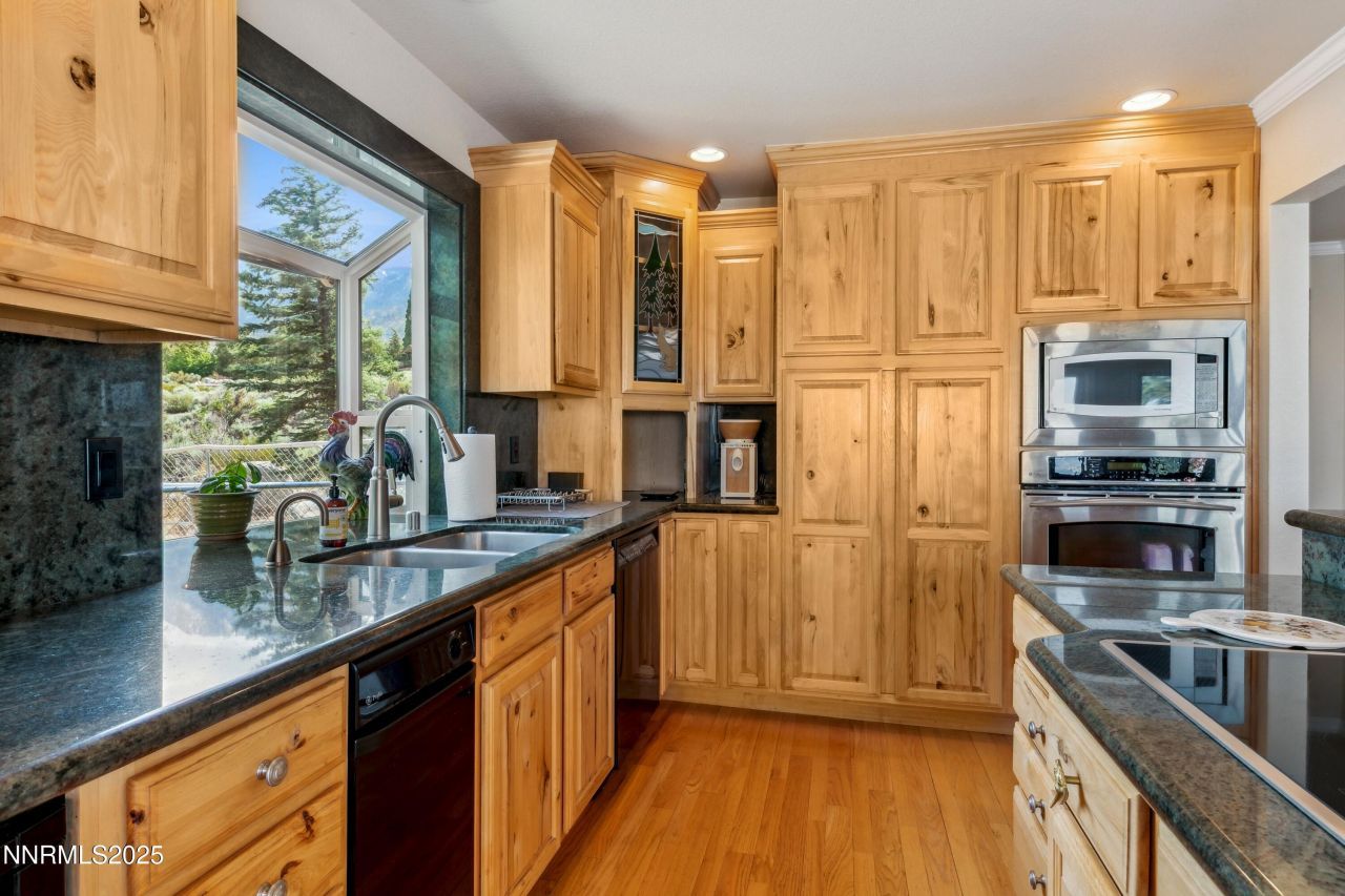 1299 W Kingsbury Grade Road, Gardnerville, NV 89460 Photo