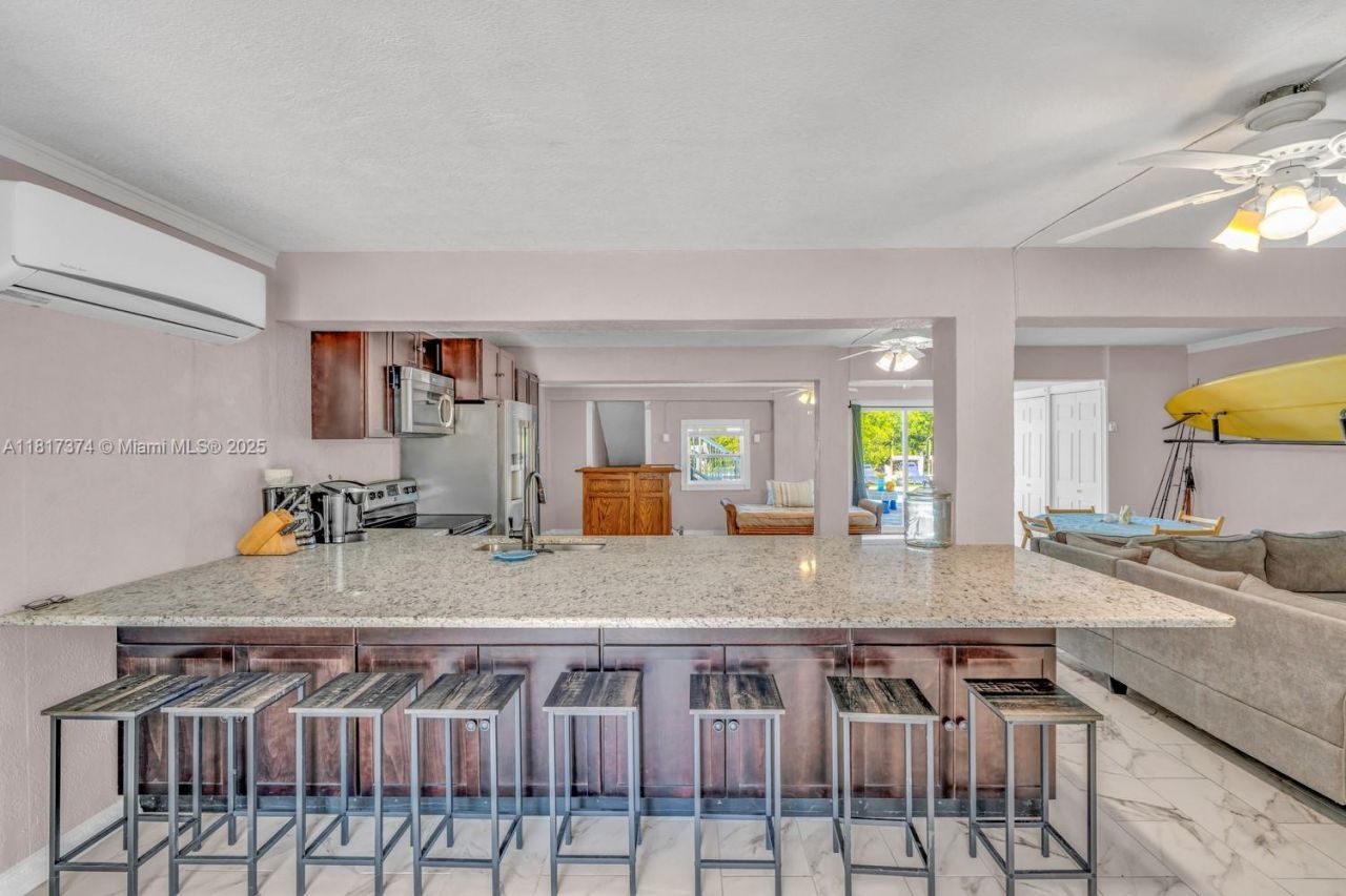 131 Avenue G, Marathon, FL 33050 Photo