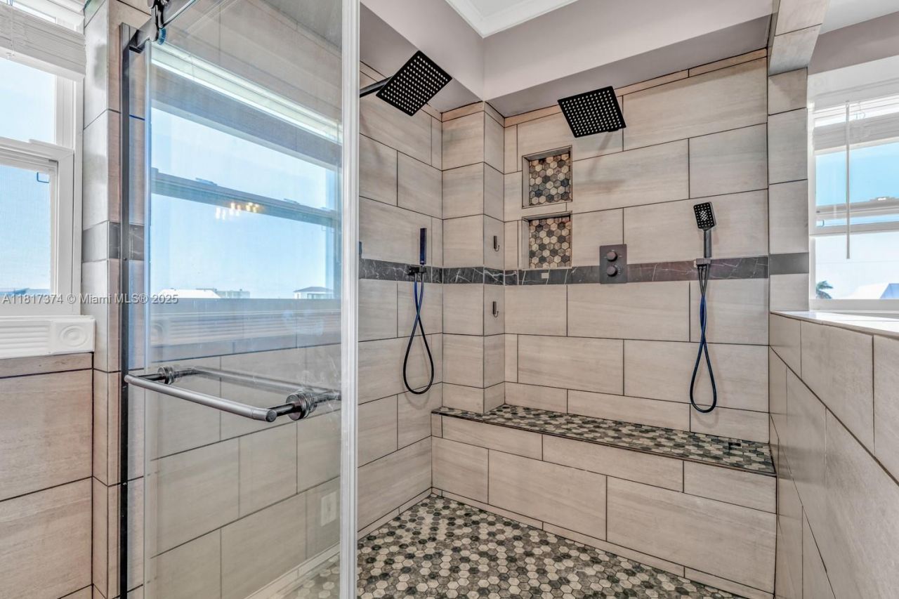 131 Avenue G, Marathon, FL 33050 Photo