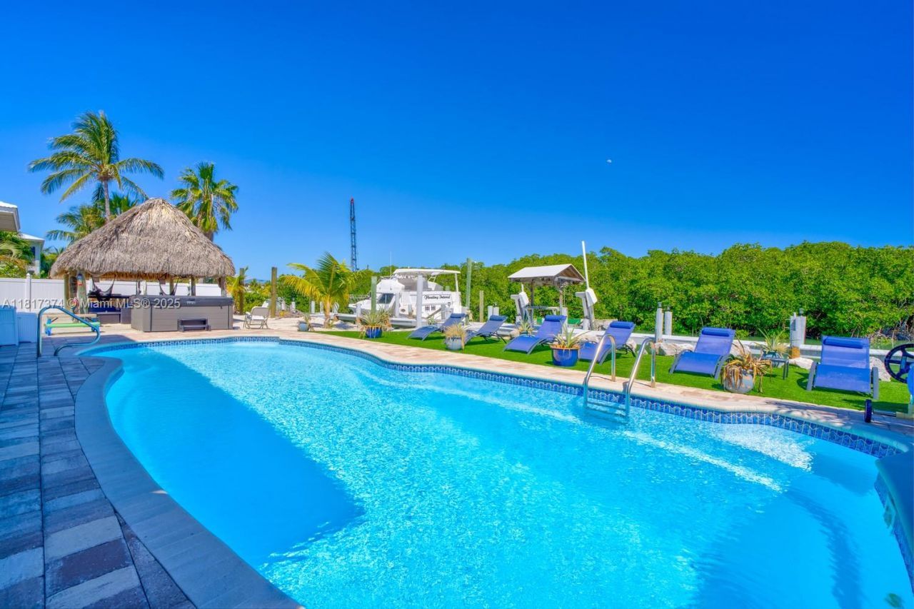 131 Avenue G, Marathon, FL 33050 Photo