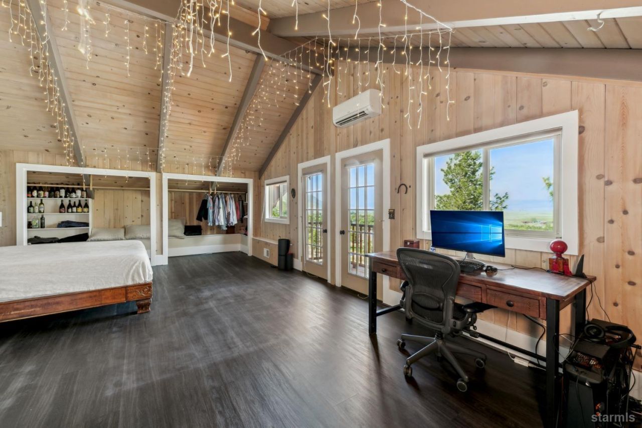 1299 Kingsbury Grade, Gardnerville, NV 89460 Photo