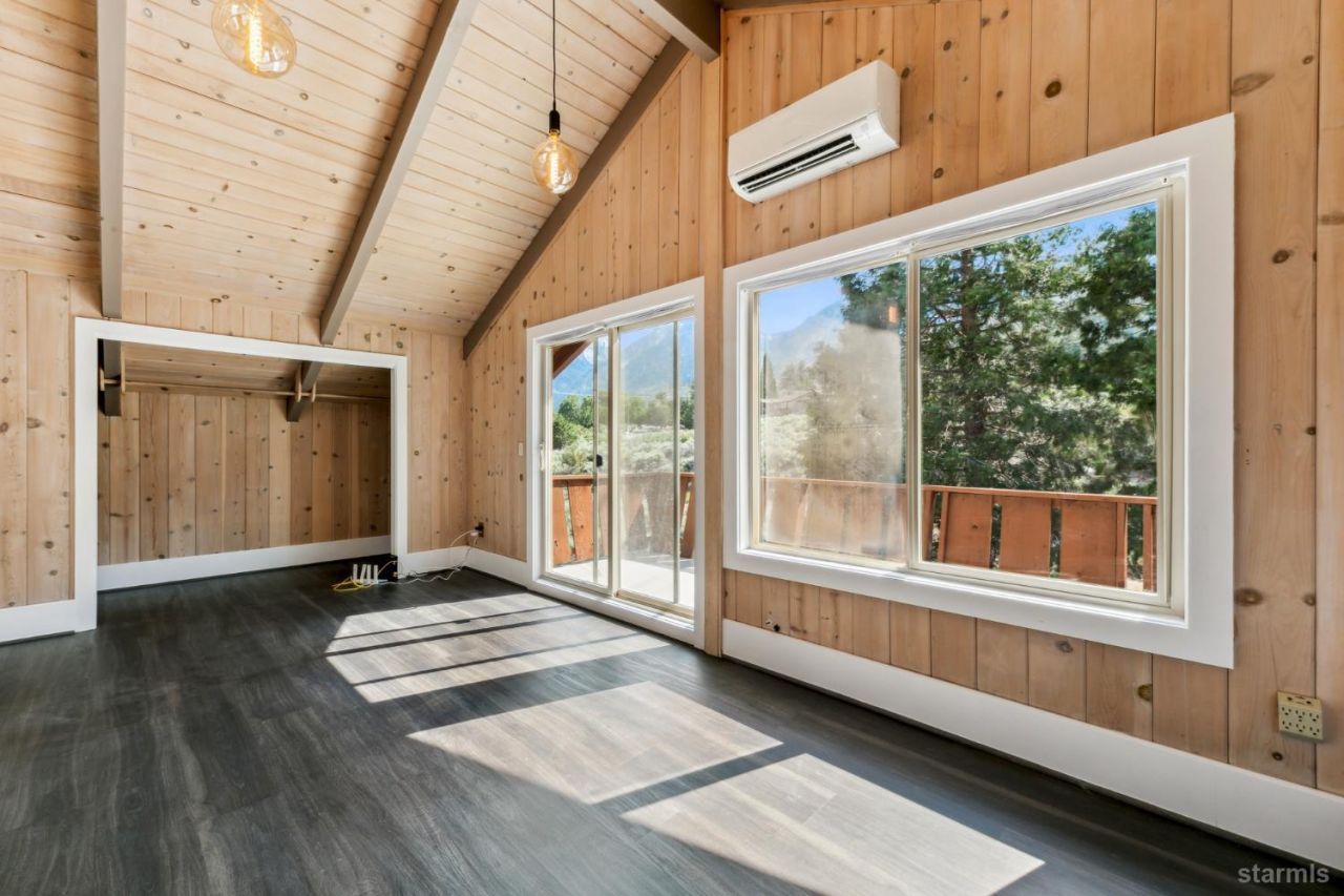 1299 Kingsbury Grade, Gardnerville, NV 89460 Photo