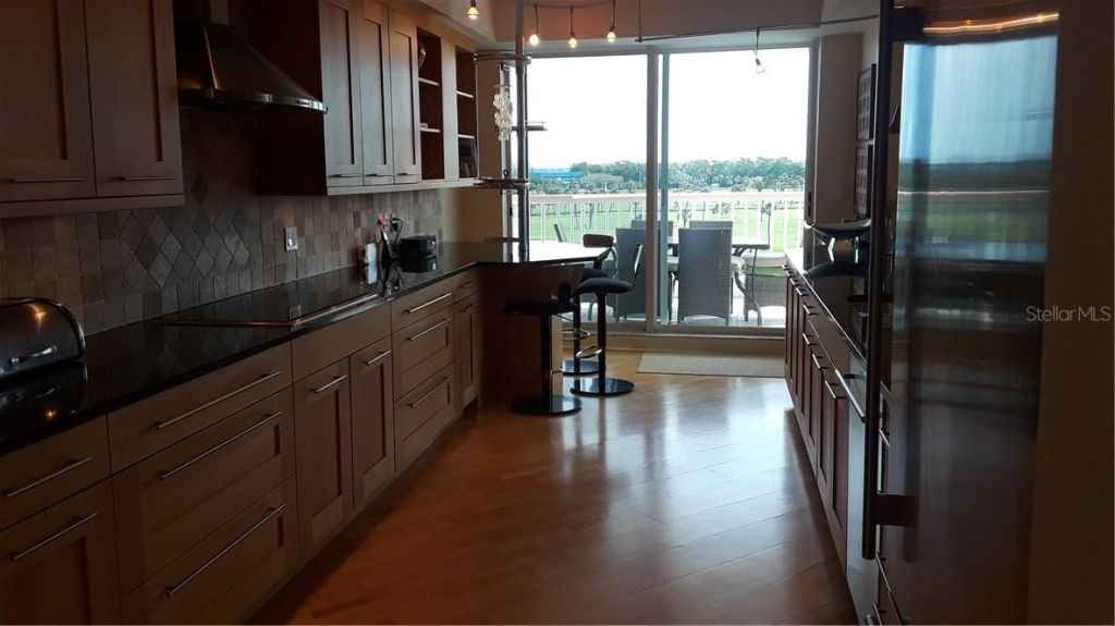 455 Longboat Club Road, Unit 401, Longboat Key, FL 34228 Photo