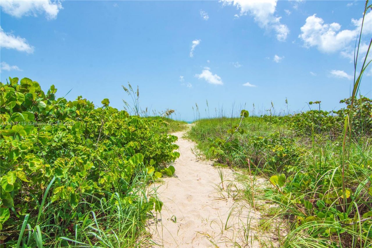 3000 N Highway A1a, Unit 7C, Hutchinson Island, FL 34949 Photo