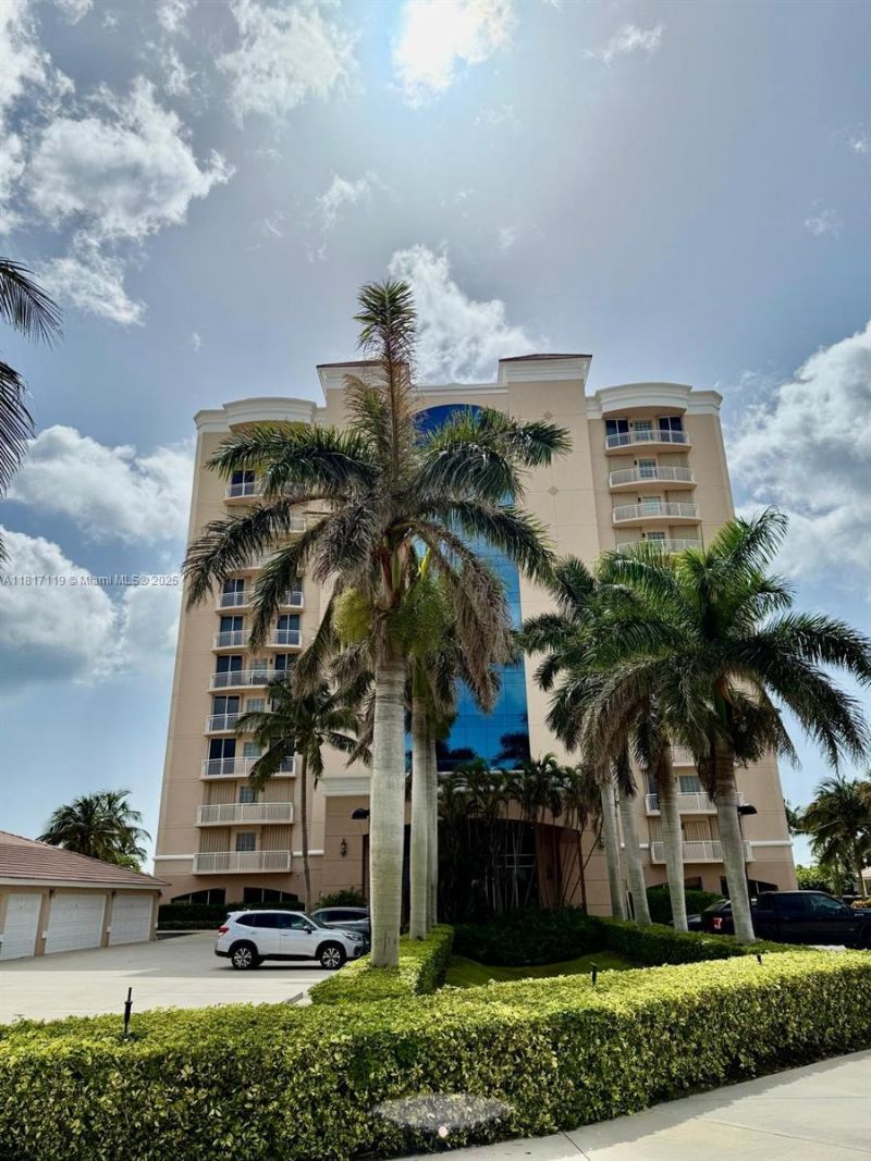 3000 N Highway A1a, Unit 7C, Hutchinson Island, FL 34949 Photo