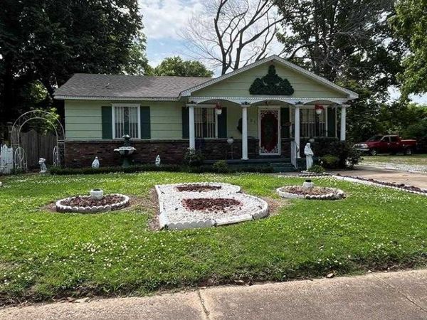 421 S 8th Street, West Memphis, AR 72301