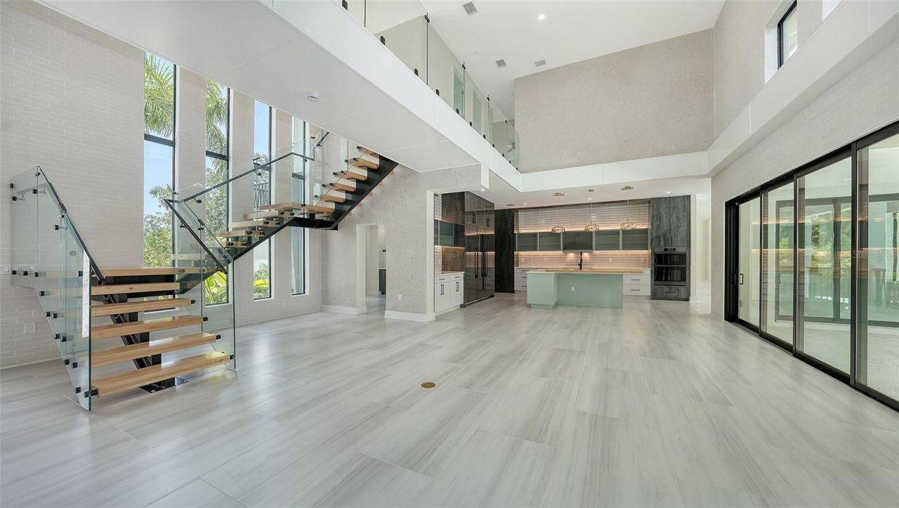 1607 Flower Drive, Sarasota, FL 34239 Photo