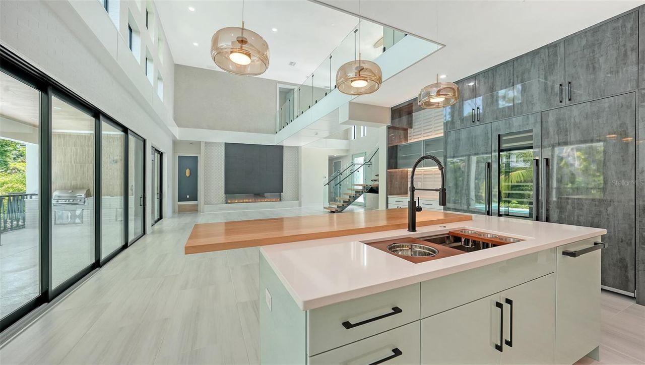 1607 Flower Drive, Sarasota, FL 34239 Photo