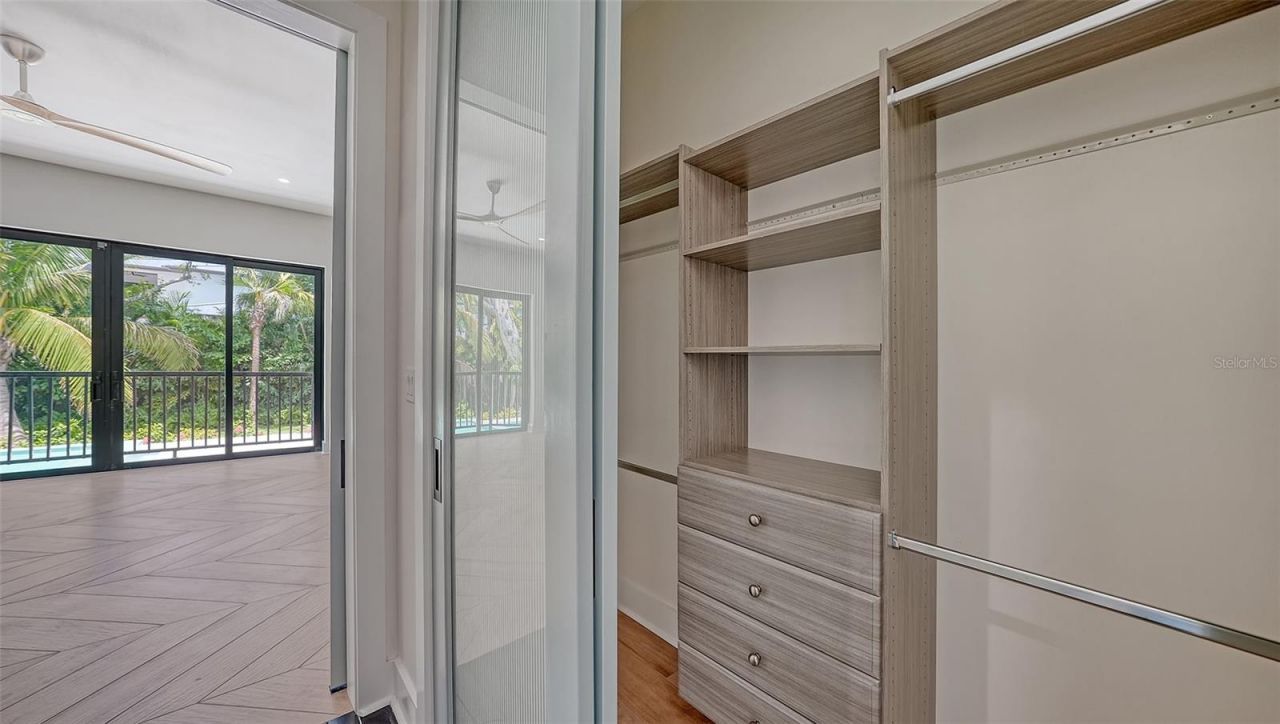 1607 Flower Drive, Sarasota, FL 34239 Photo