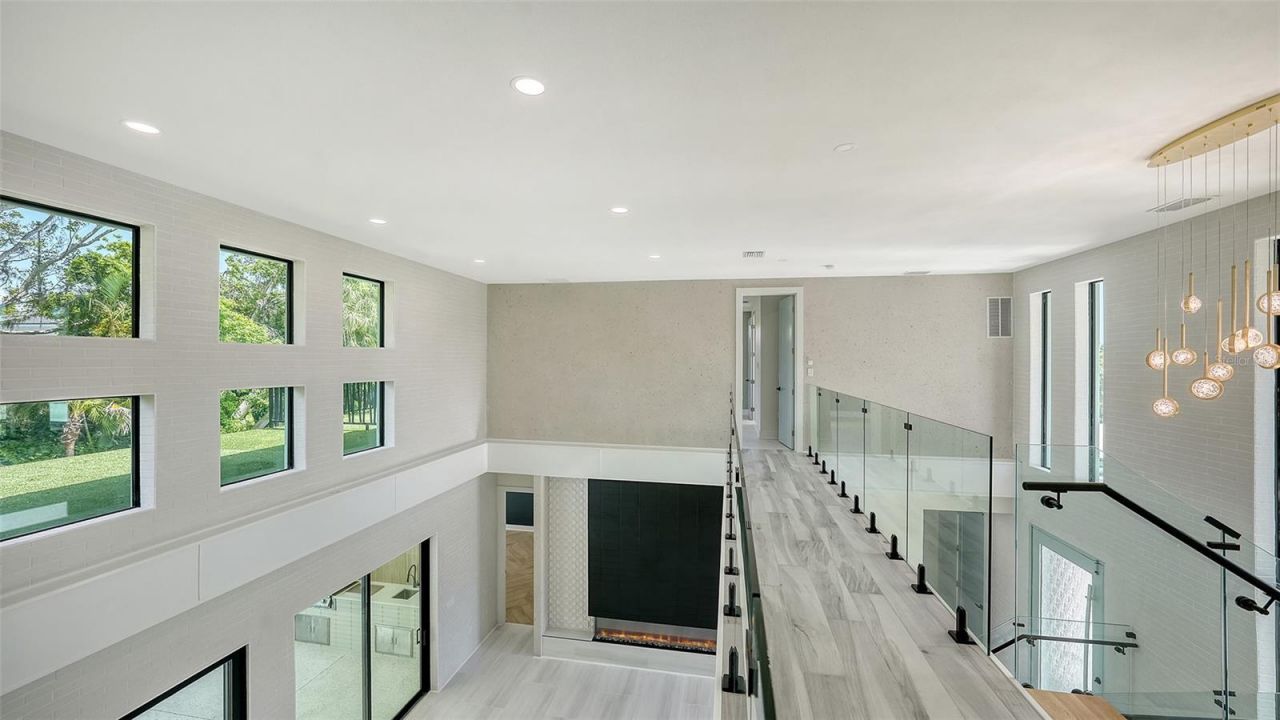 1607 Flower Drive, Sarasota, FL 34239 Photo