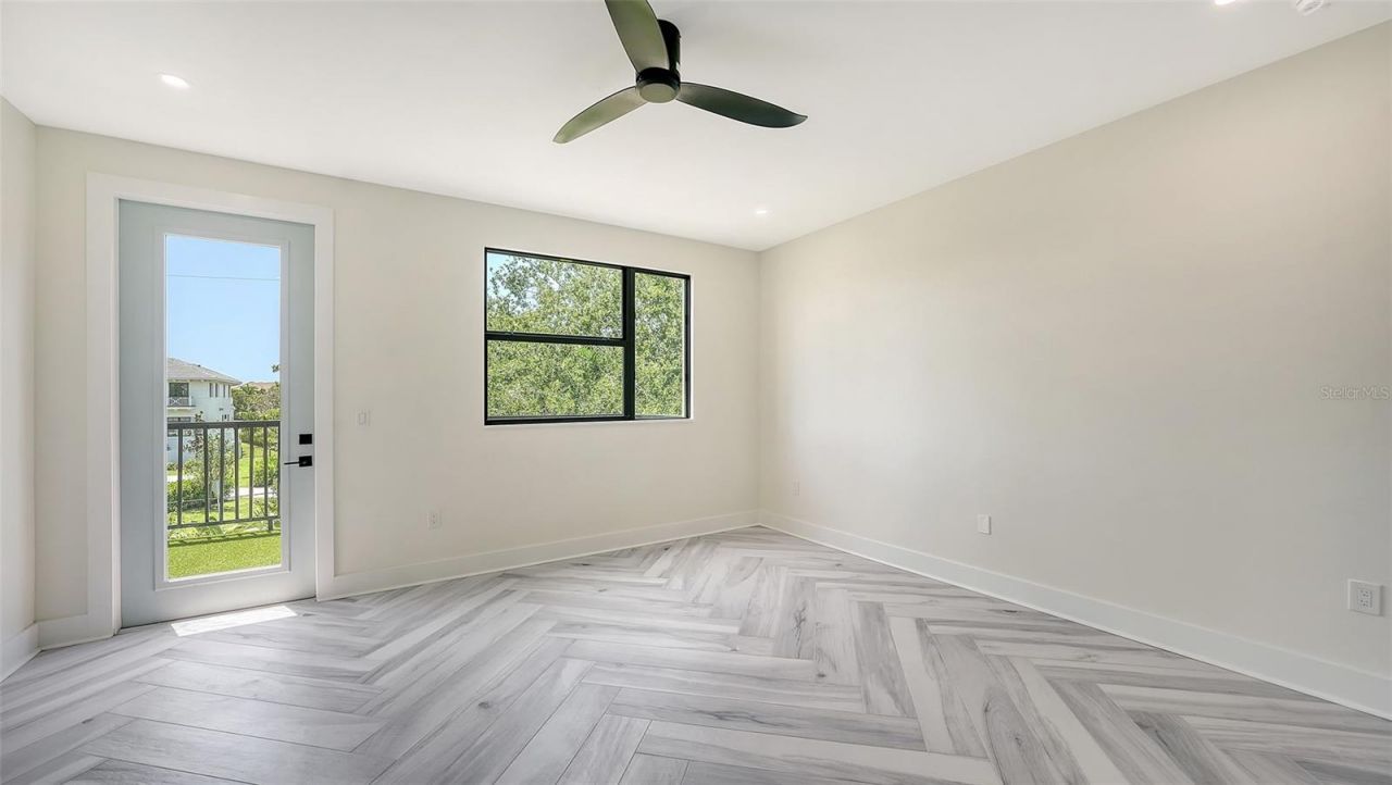 1607 Flower Drive, Sarasota, FL 34239 Photo