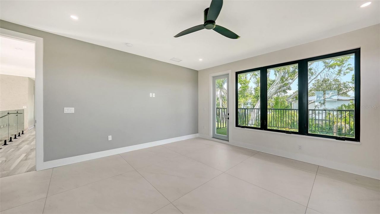 1607 Flower Drive, Sarasota, FL 34239 Photo