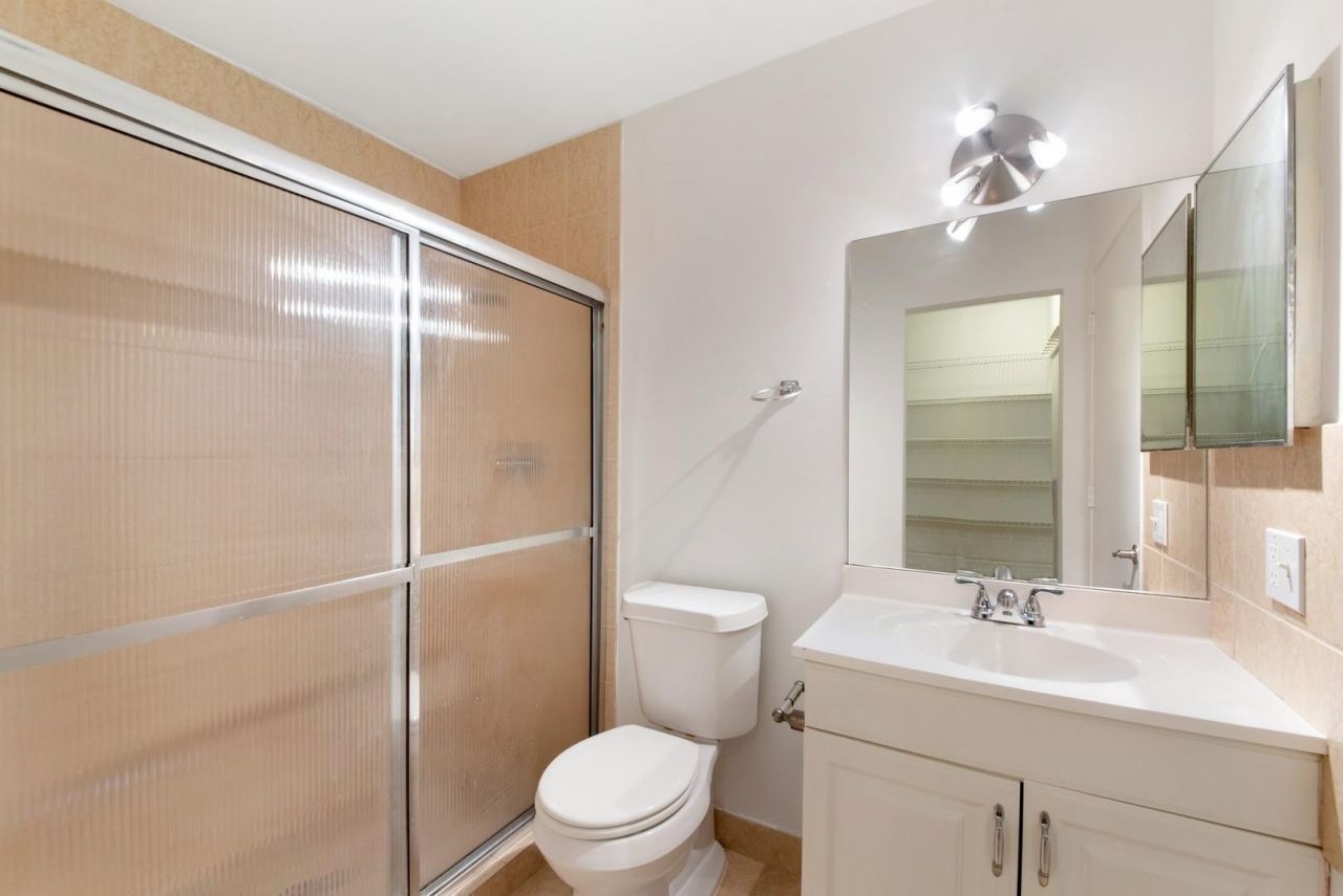 9466 Boca Cove Circle, Unit 315, Boca Raton, FL 33428 Photo