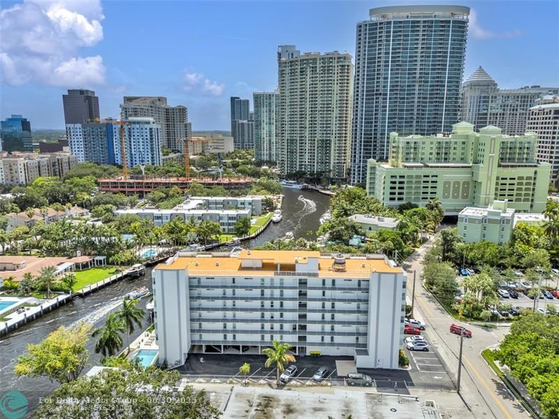 800 SE 4 Street, Unit 405, Fort Lauderdale, FL 33301 Photo