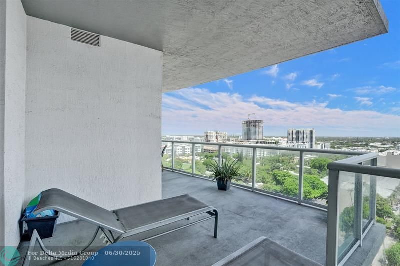 315 NE 3rd Ave, Unit 1209, Fort Lauderdale, FL 33301 Photo