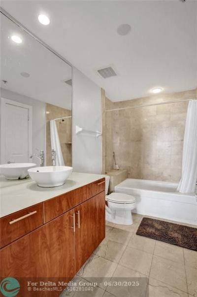 315 NE 3rd Ave, Unit 1209, Fort Lauderdale, FL 33301 Photo