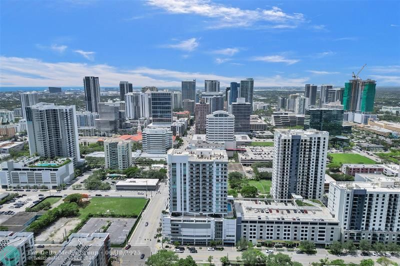 315 NE 3rd Ave, Unit 1209, Fort Lauderdale, FL 33301 Photo