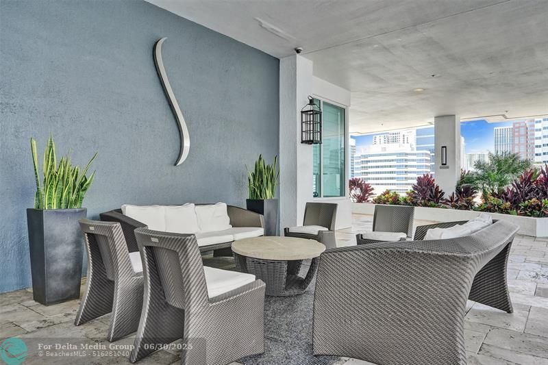 315 NE 3rd Ave, Unit 1209, Fort Lauderdale, FL 33301 Photo