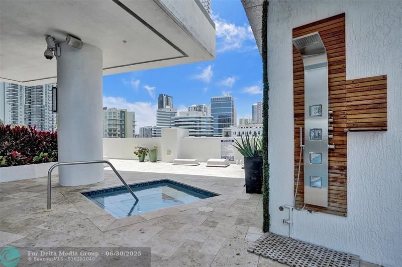 315 NE 3rd Ave, Unit 1209, Fort Lauderdale, FL 33301 Photo