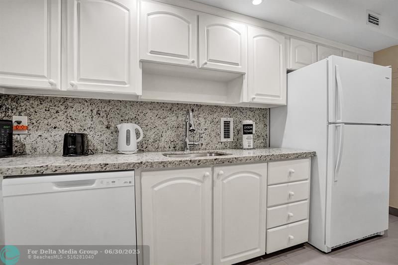 4001 S Ocean Dr, Unit 5K, Hollywood, FL 33019 Photo