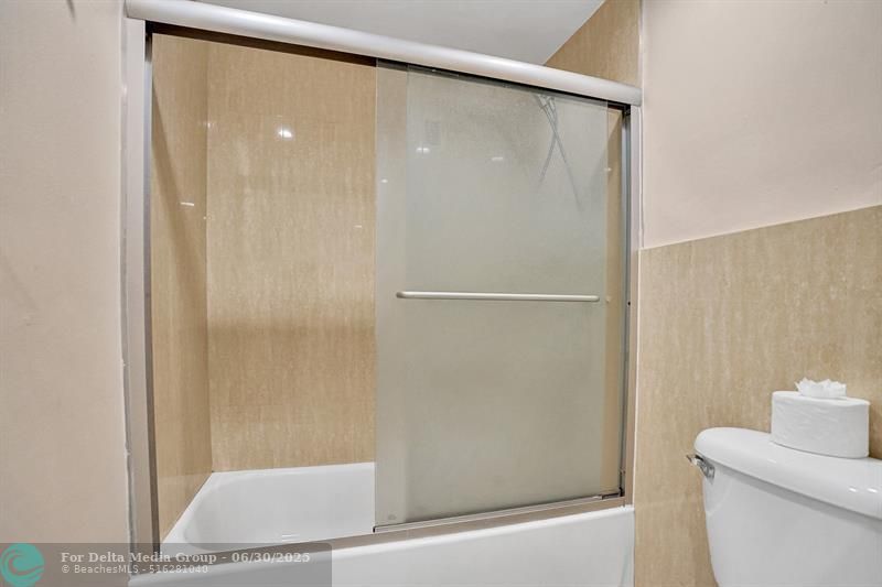 4001 S Ocean Dr, Unit 5K, Hollywood, FL 33019 Photo