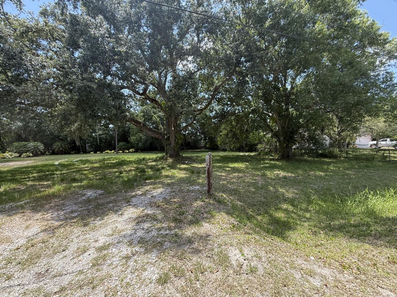 111 Berger Road, Fort Pierce, FL 34945 Photo