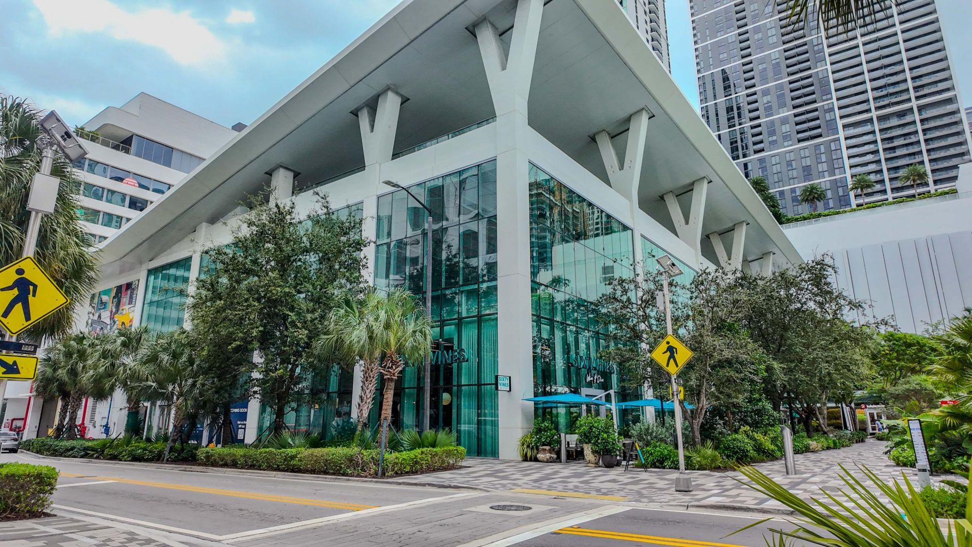 851 NE 1st Avenue, Unit 812, Miami, FL 33132 Photo