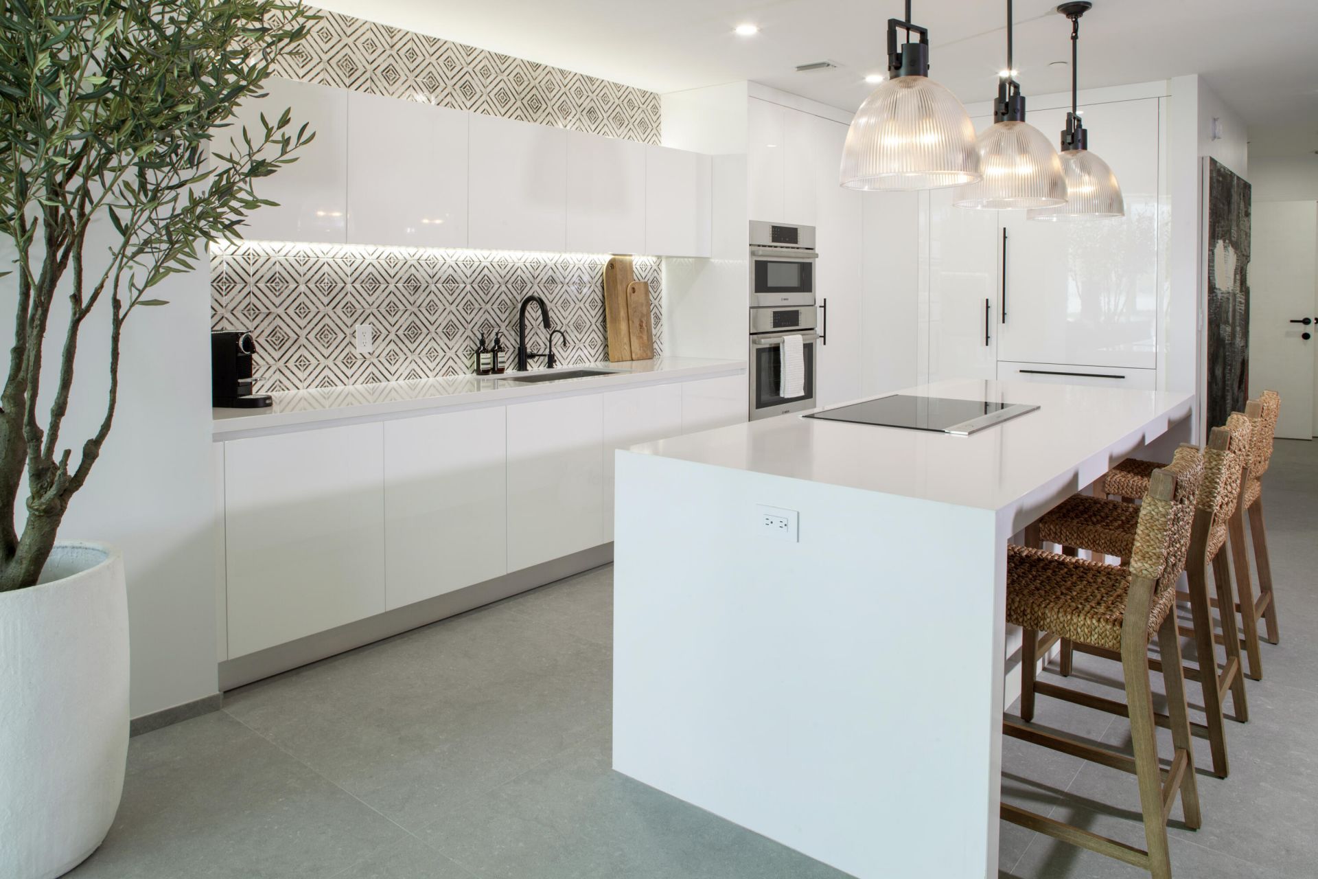 851 NE 1st Avenue, Unit 812, Miami, FL 33132 Photo