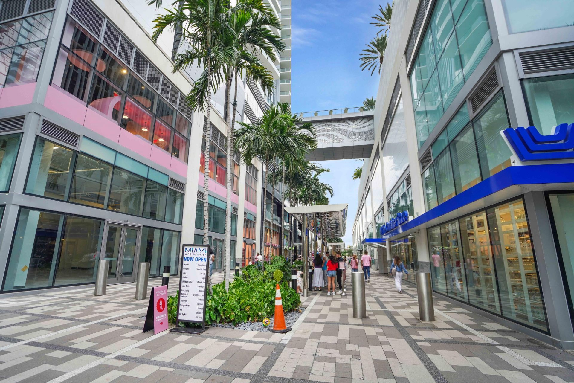 851 NE 1st Avenue, Unit 812, Miami, FL 33132 Photo