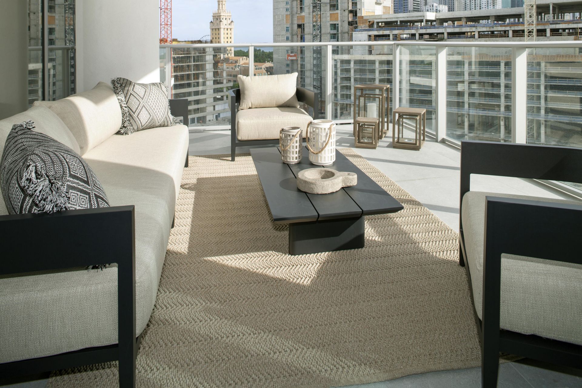 851 NE 1st Avenue, Unit 812, Miami, FL 33132 Photo